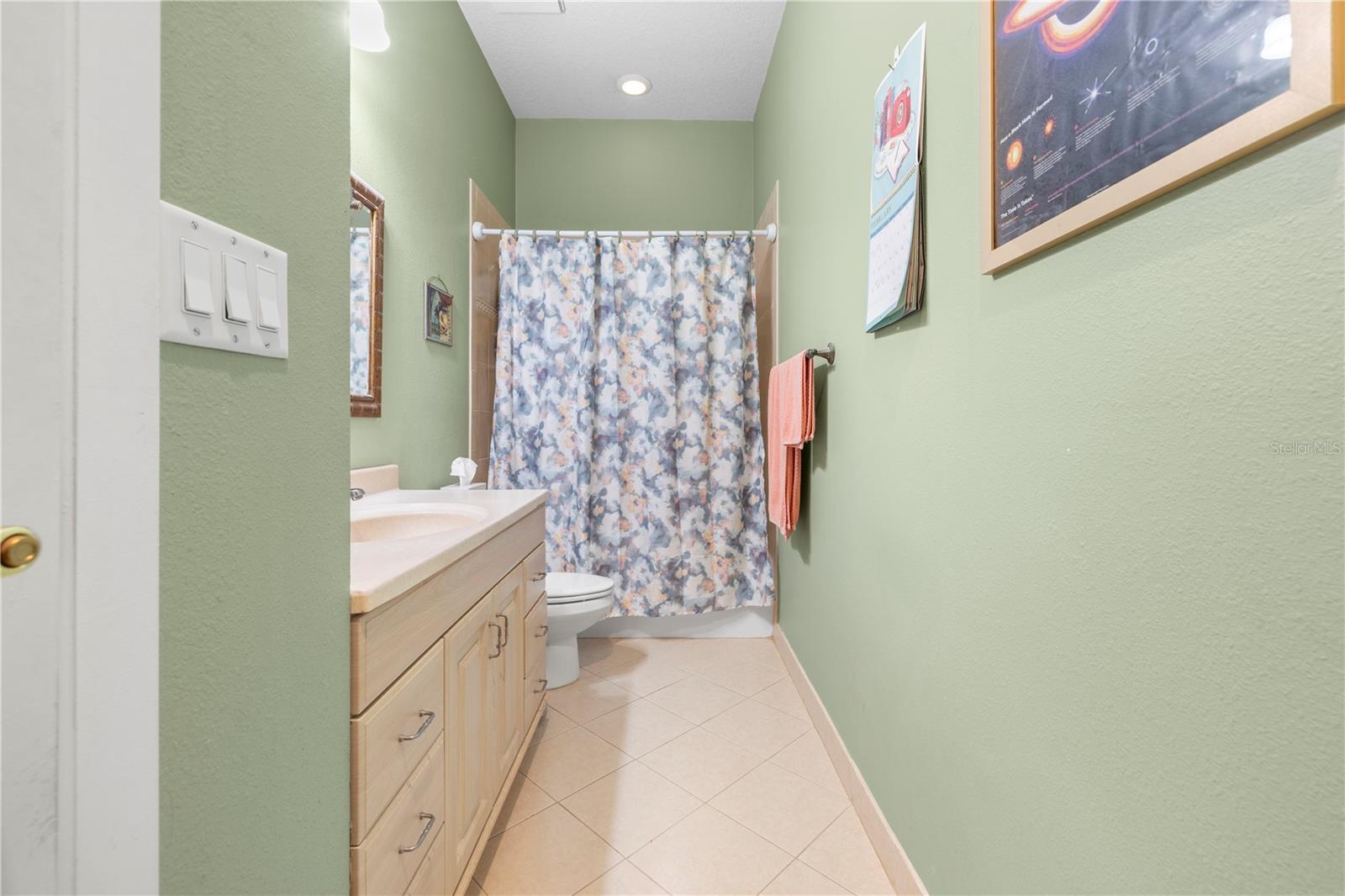 Image 31 of 51 For 11951 Sheldon Road