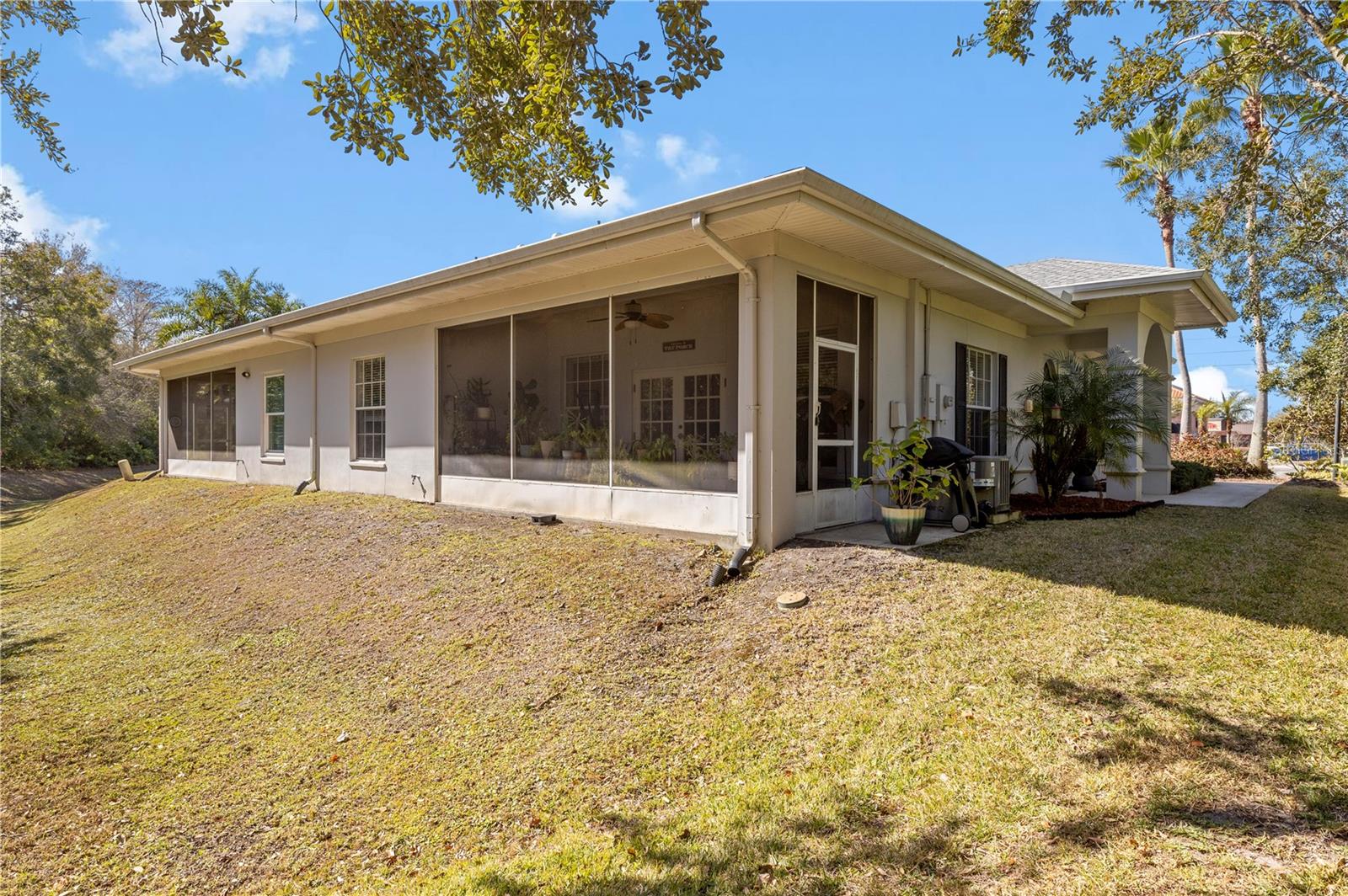 Image 37 of 51 For 11951 Sheldon Road