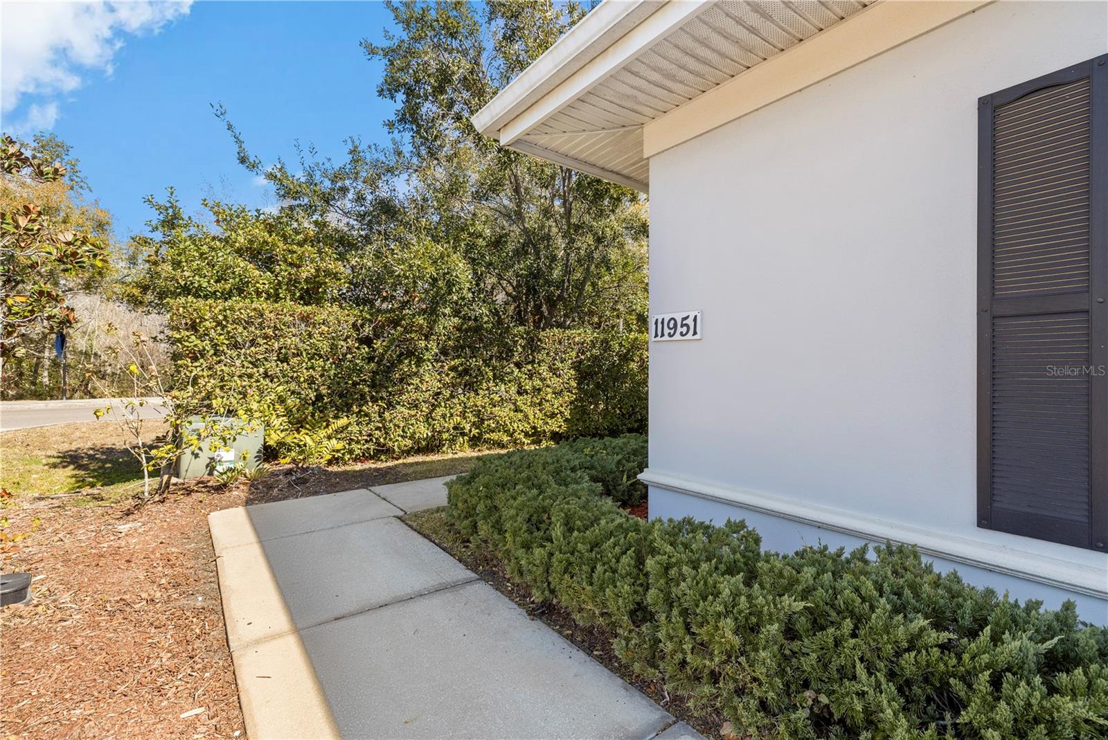 Image 5 of 51 For 11951 Sheldon Road