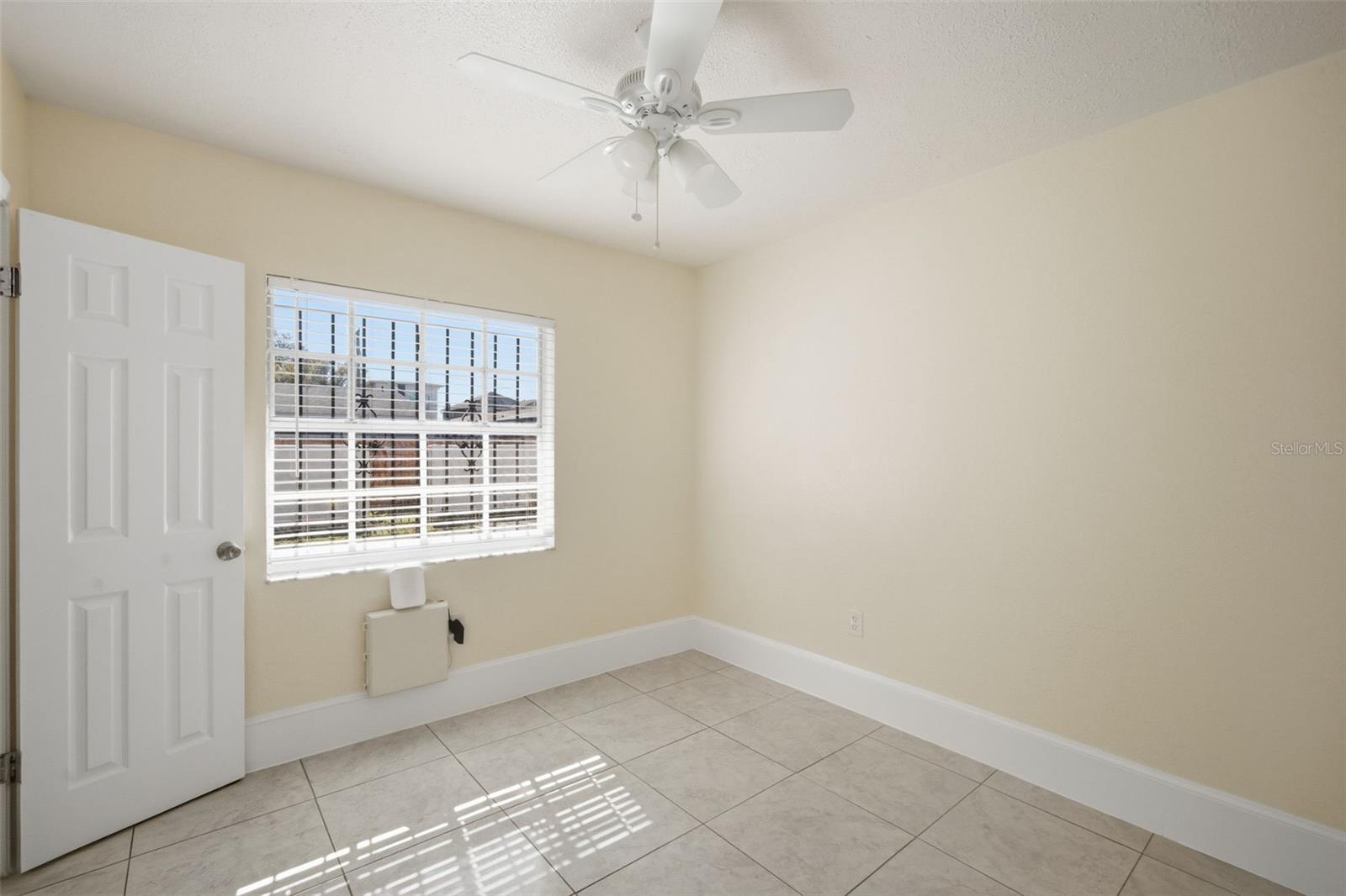 Image 24 of 31 For 1324 Nassau Street