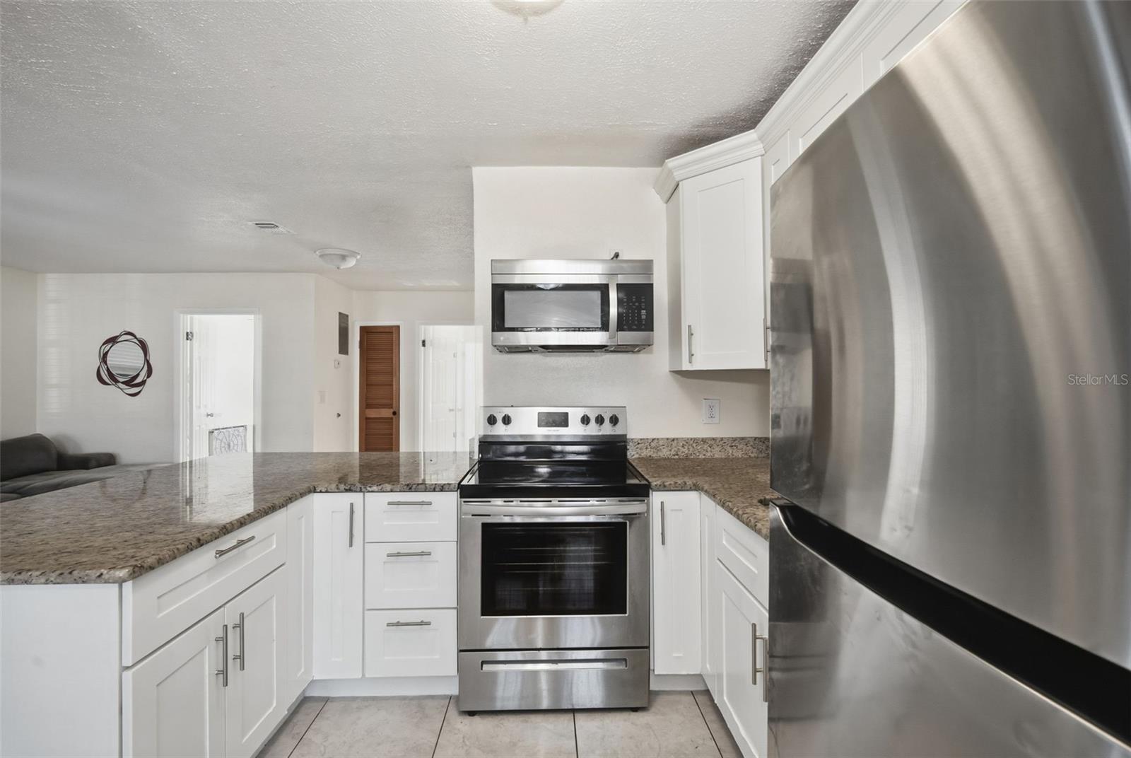 Image 8 of 31 For 1324 Nassau Street