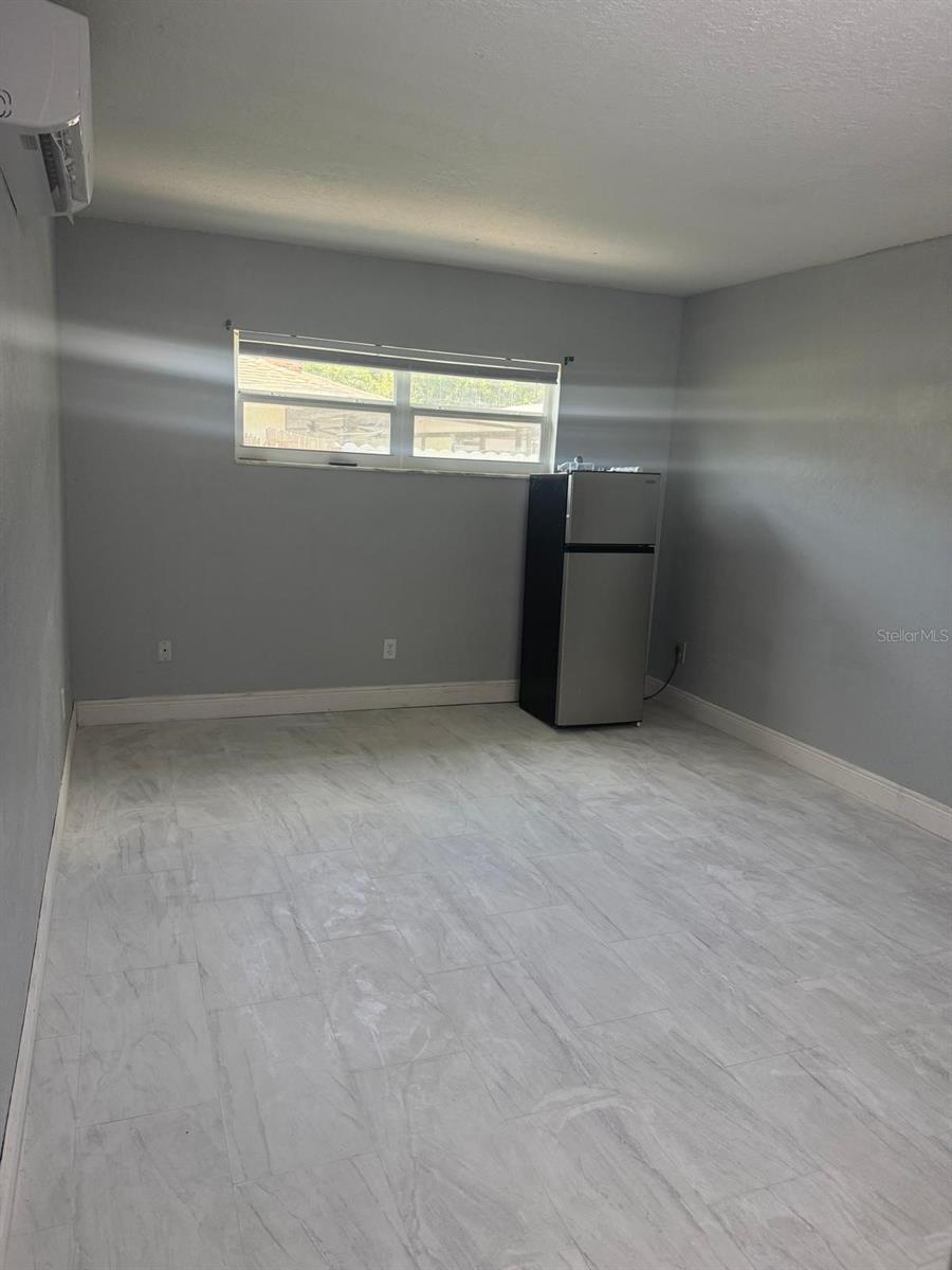 Image 28 of 38 For 4107 Hudson Way