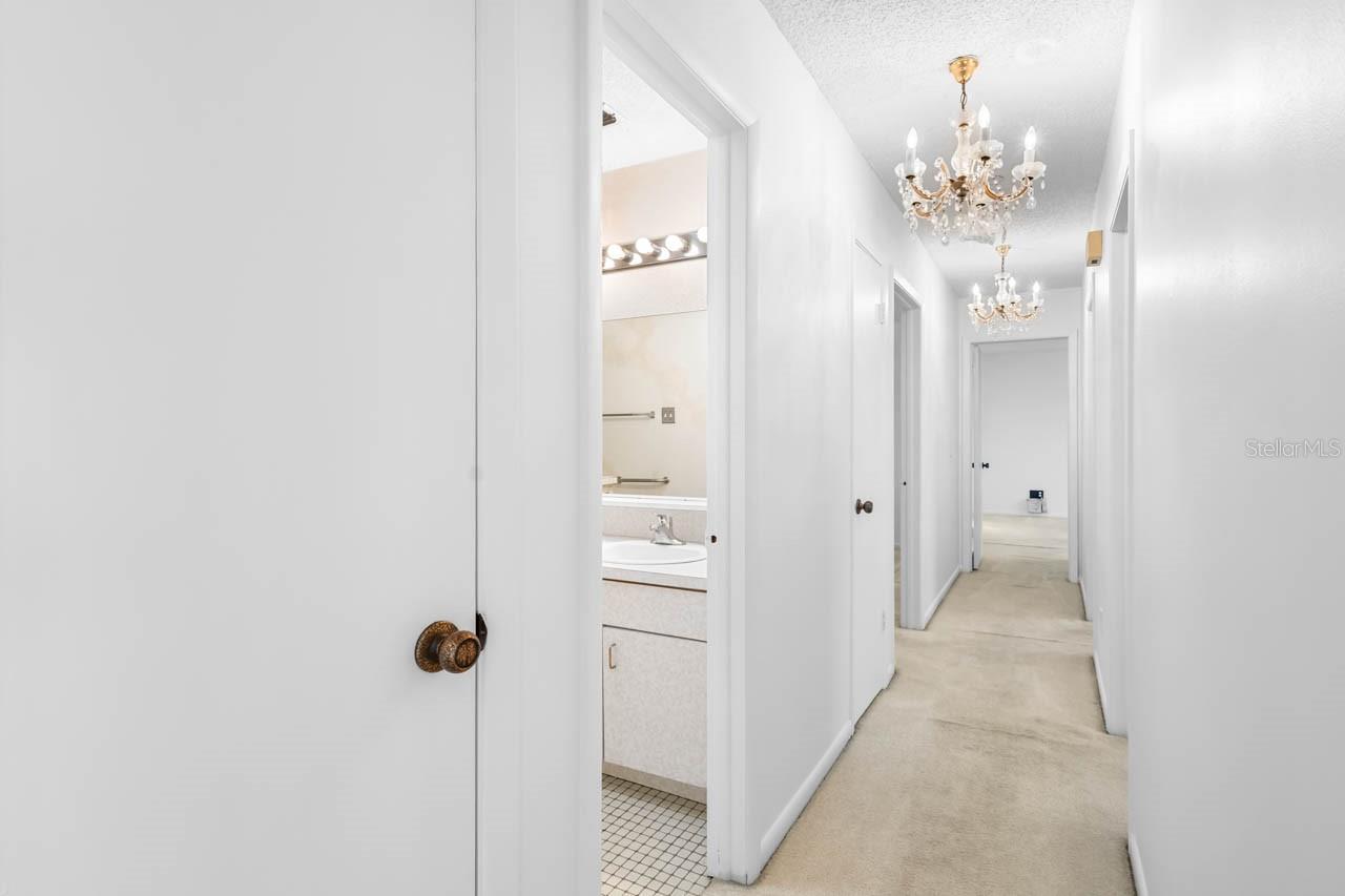 Image 20 of 58 For 7506 Armand Circle