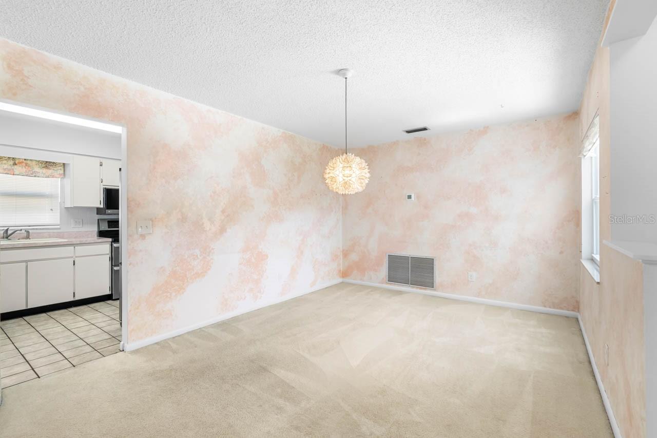 Image 4 of 58 For 7506 Armand Circle