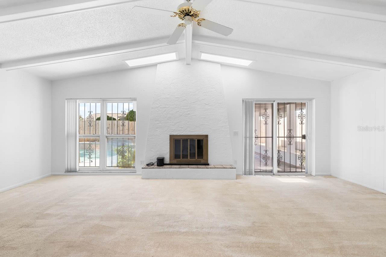 Image 8 of 58 For 7506 Armand Circle