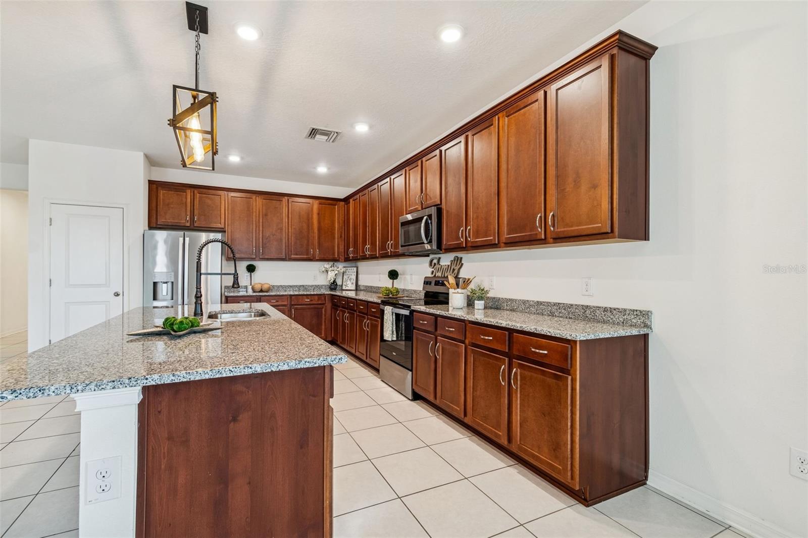 Image 15 of 88 For 4807 Windy Hammock Way