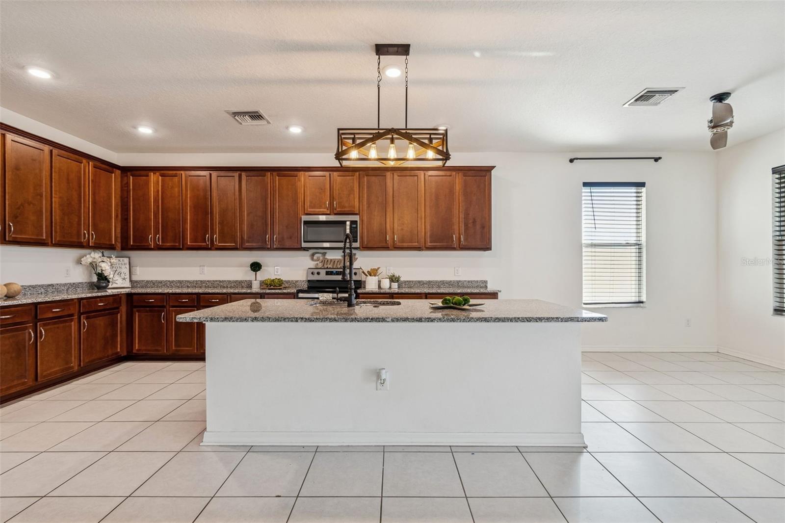 Image 21 of 88 For 4807 Windy Hammock Way