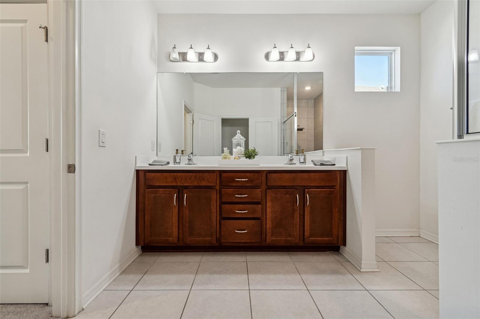 Image 51 of 88 For 4807 Windy Hammock Way