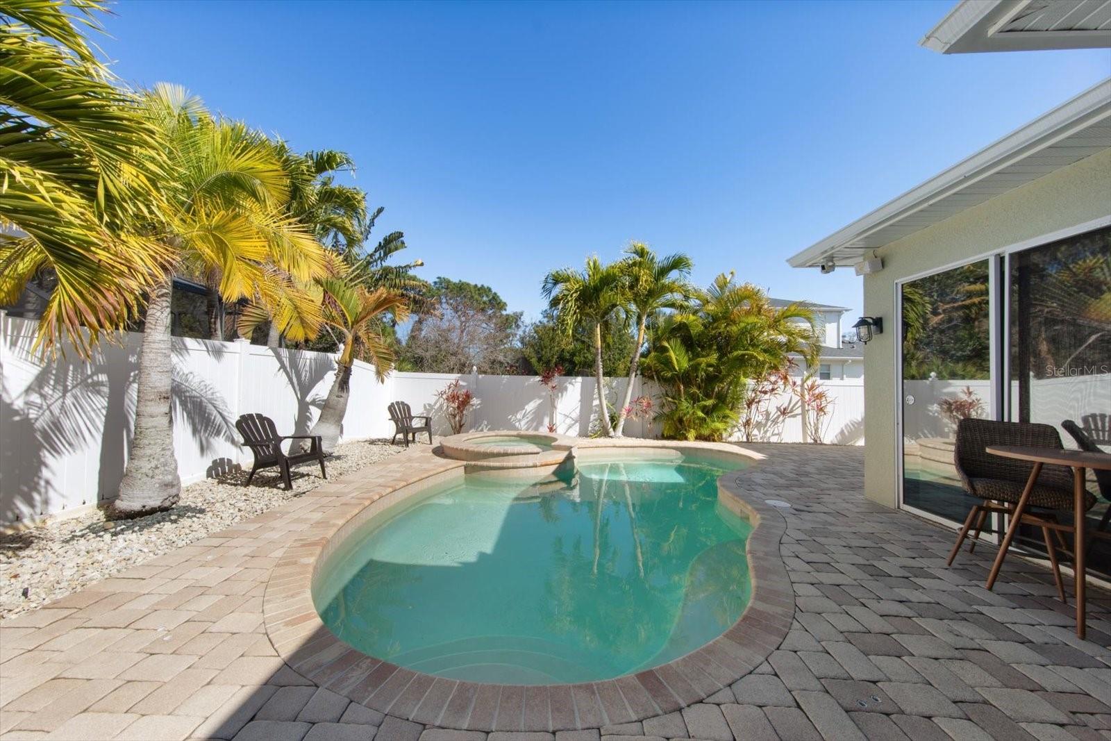 Image 32 of 40 For 8169 Wild Oaks Circle