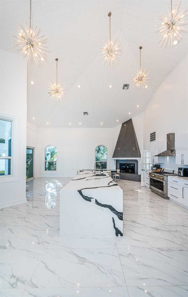 Listing photo id 17 for 5212 62nd Avenue S