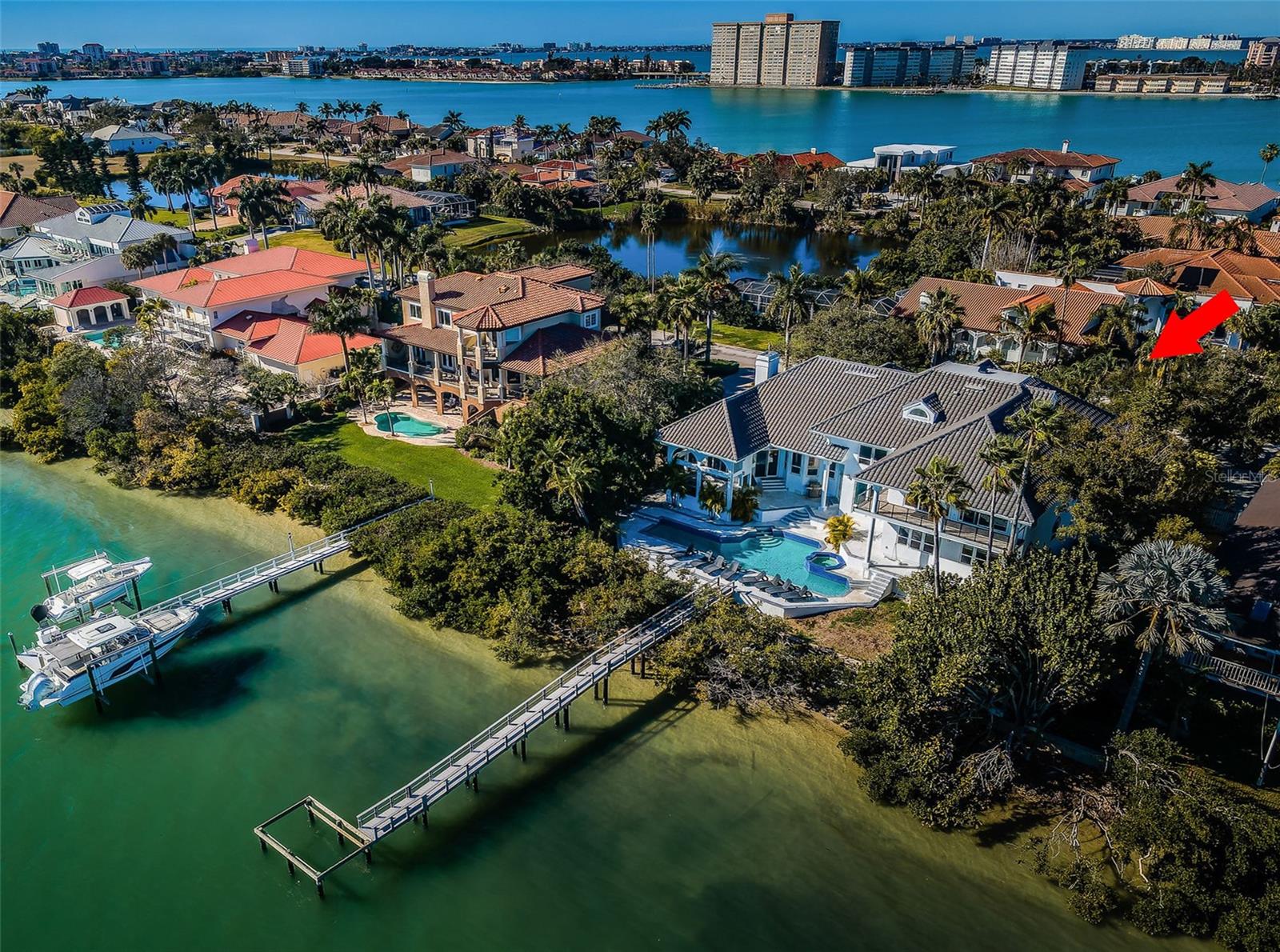 Listing photo id 0 for 5212 62nd Avenue S