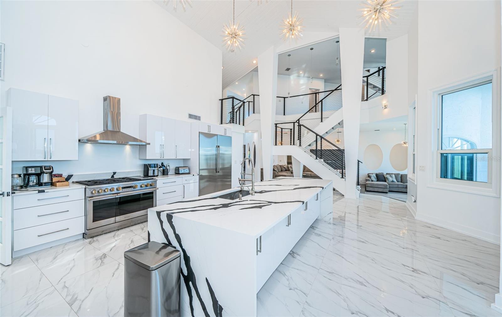 Listing photo id 22 for 5212 62nd Avenue S