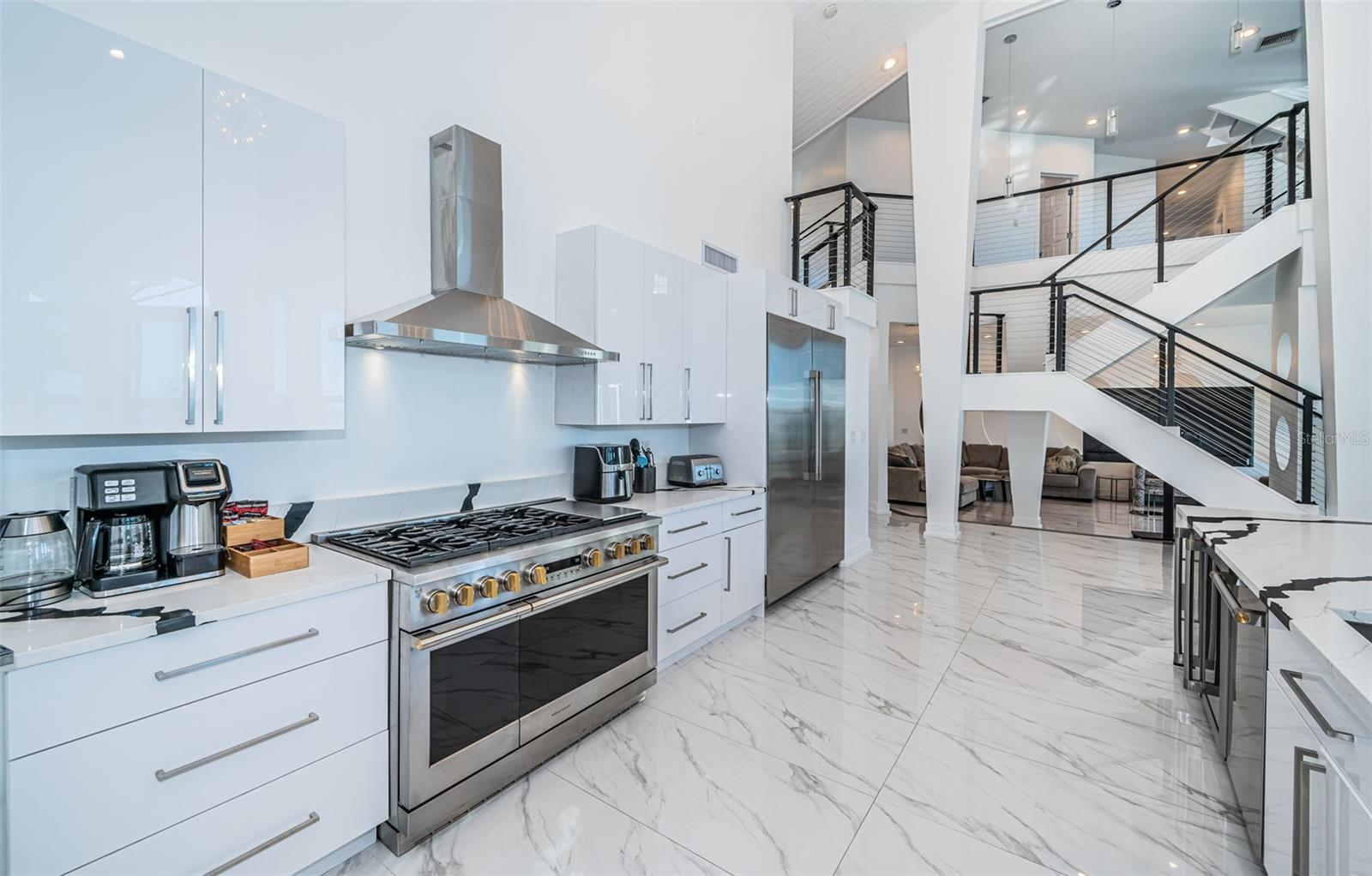 Listing photo id 23 for 5212 62nd Avenue S