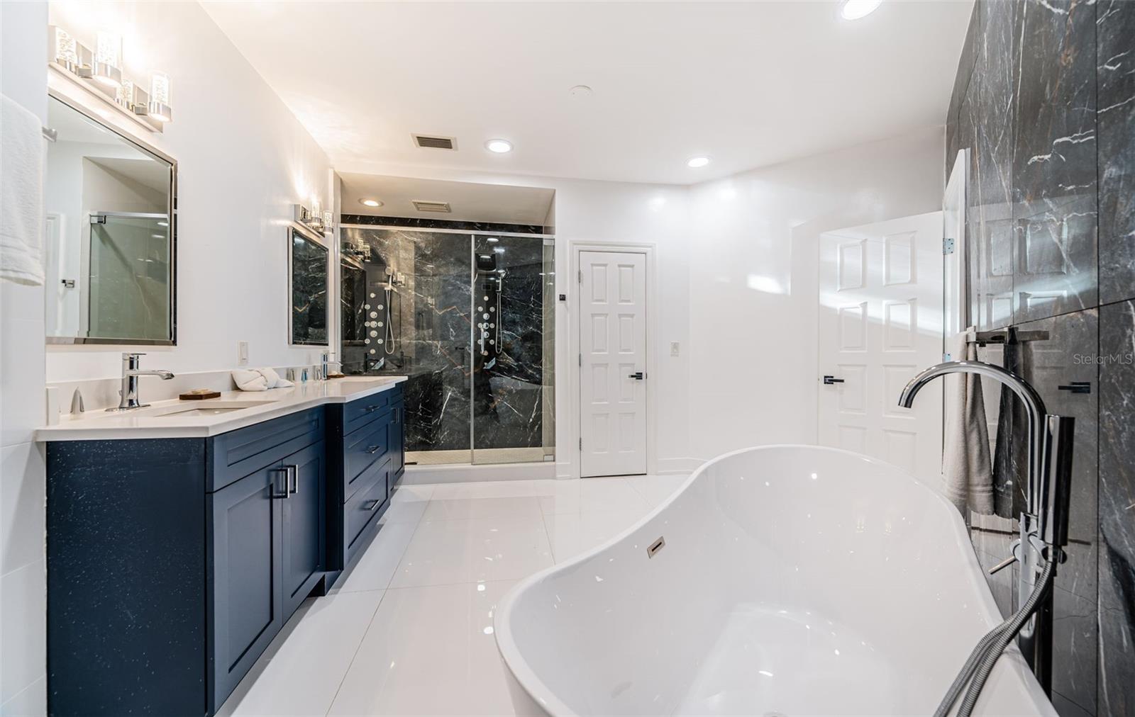 Listing photo id 60 for 5212 62nd Avenue S