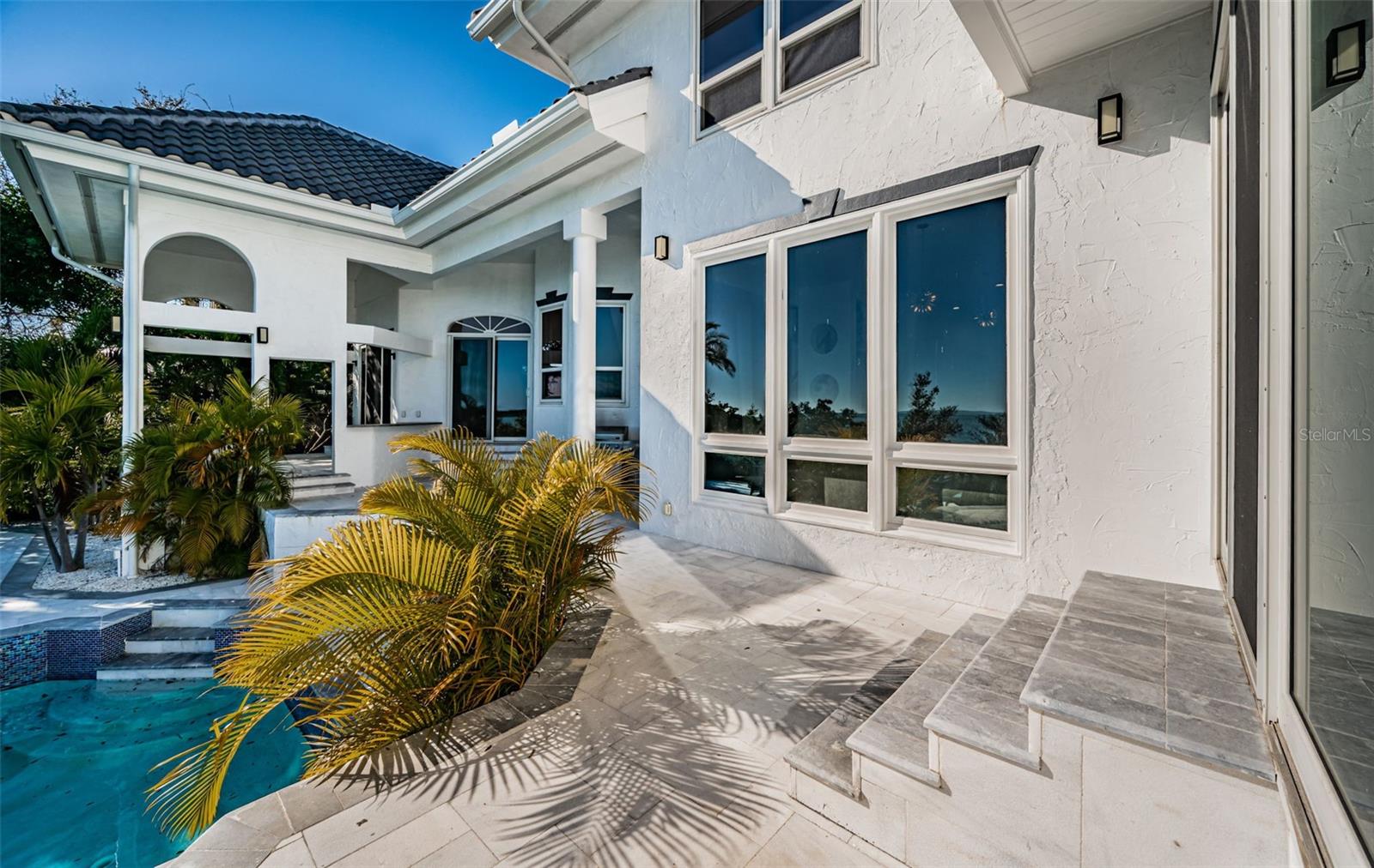 Listing photo id 68 for 5212 62nd Avenue S