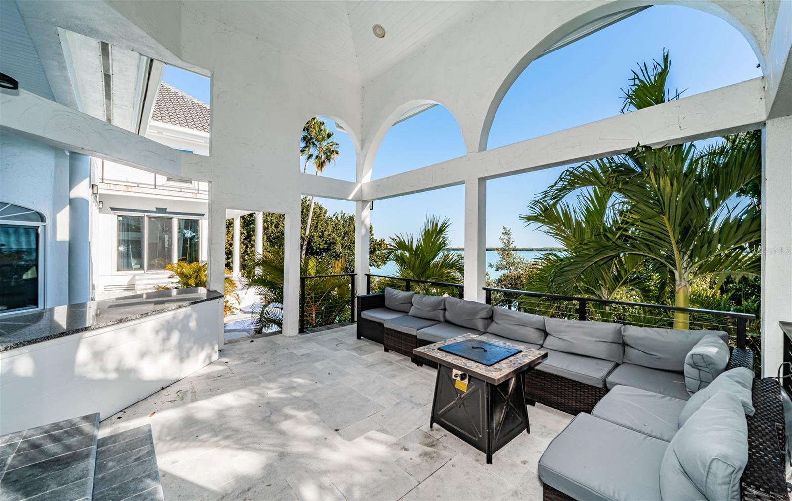 Listing photo id 70 for 5212 62nd Avenue S