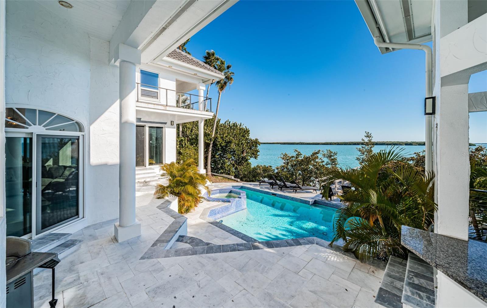 Listing photo id 71 for 5212 62nd Avenue S