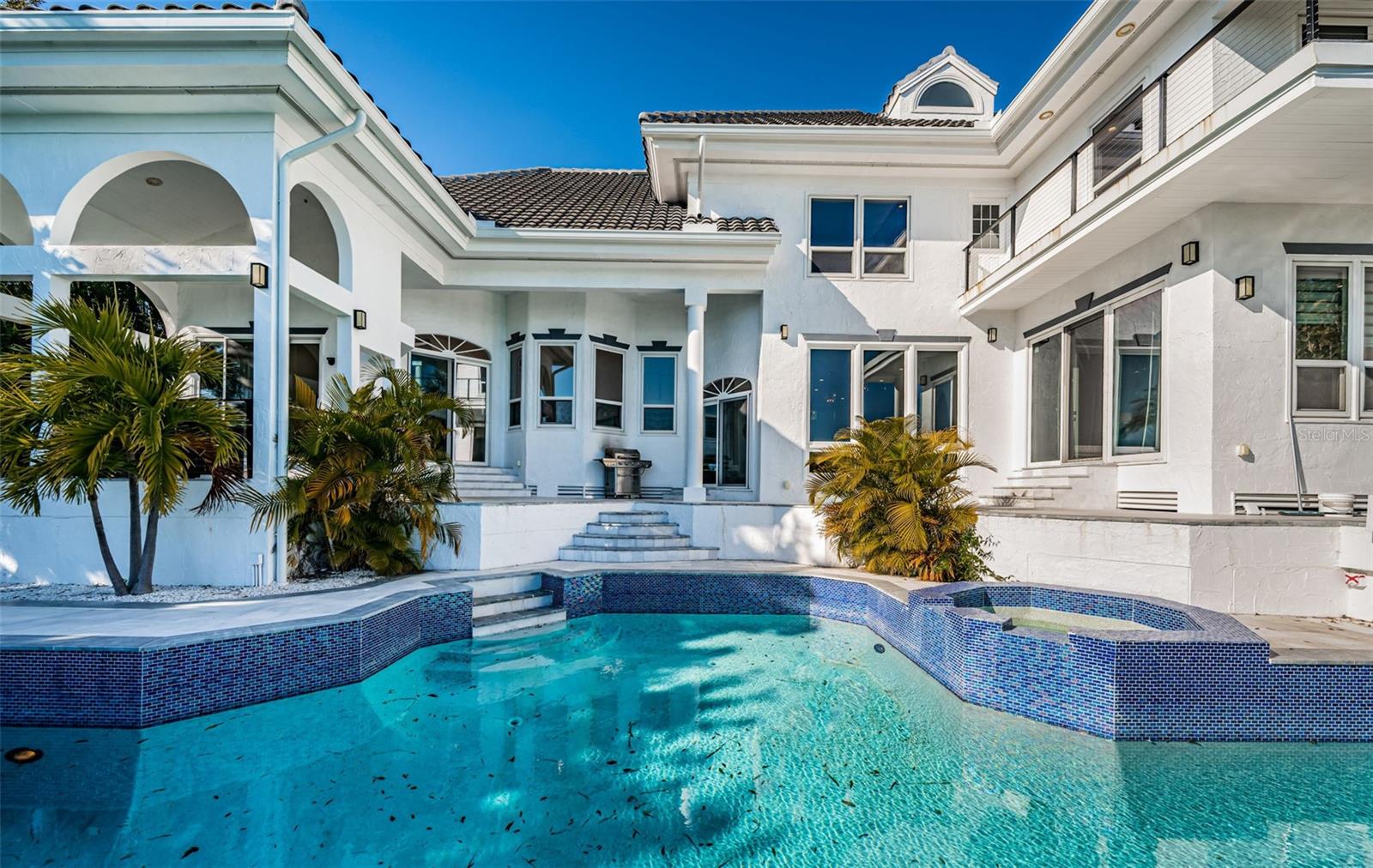 Listing photo id 77 for 5212 62nd Avenue S