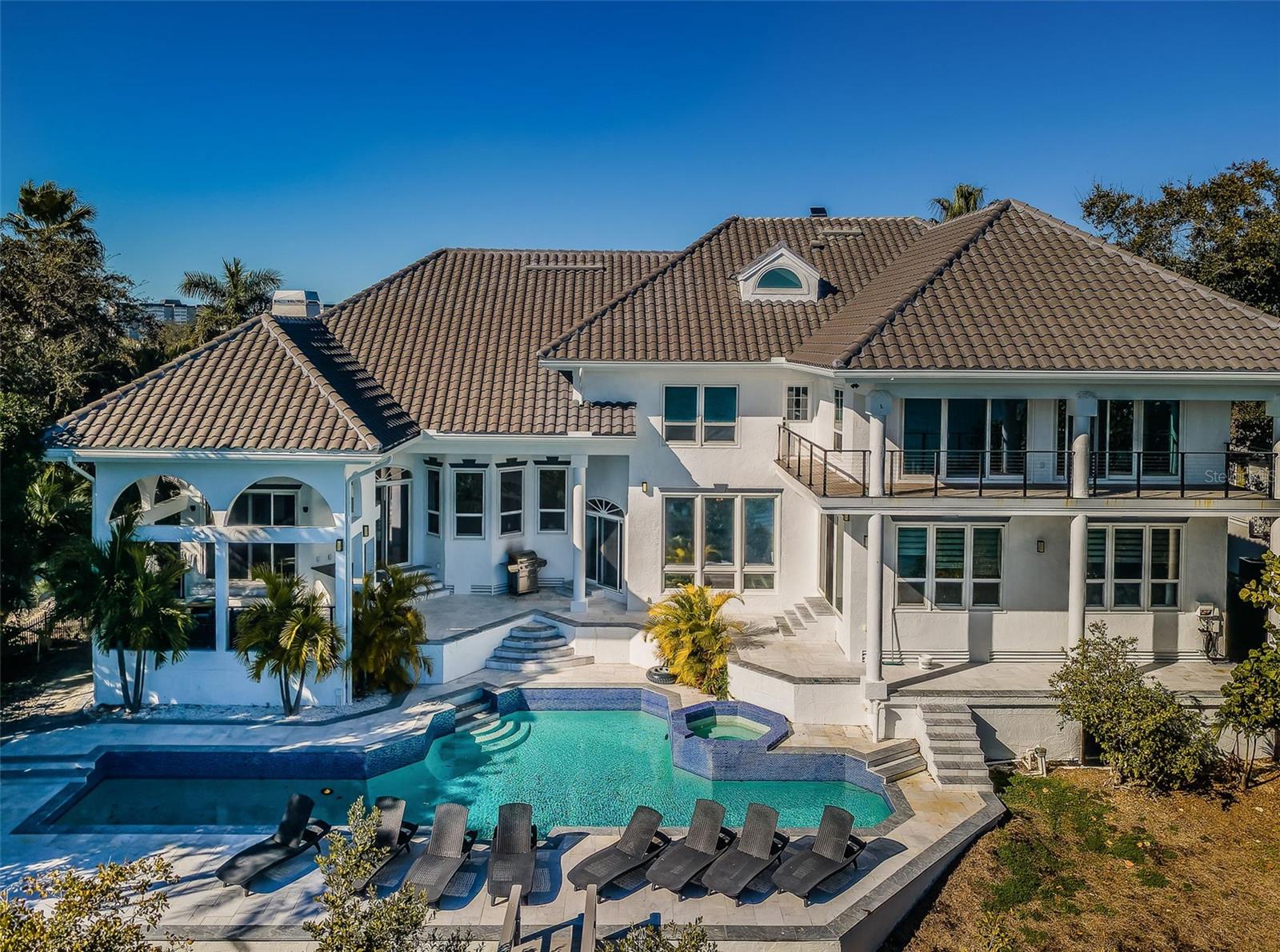 Listing photo id 79 for 5212 62nd Avenue S