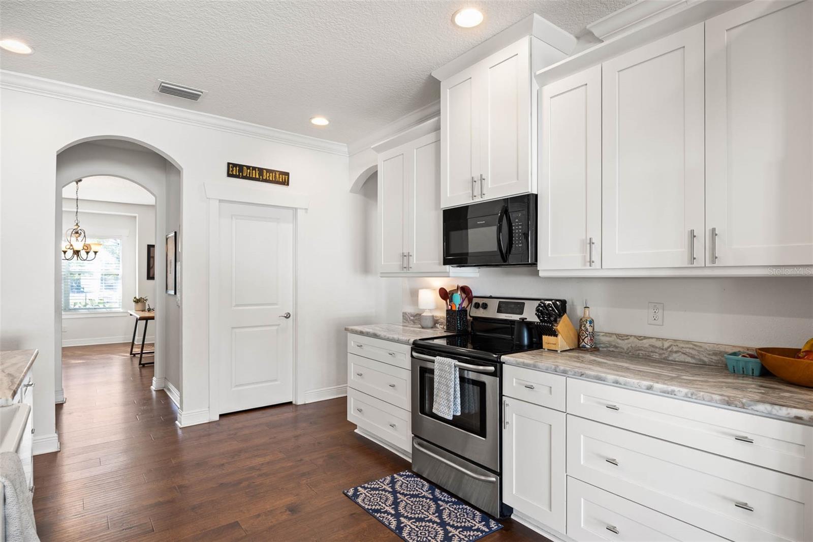 Image 13 of 37 For 4005 El Prado Boulevard