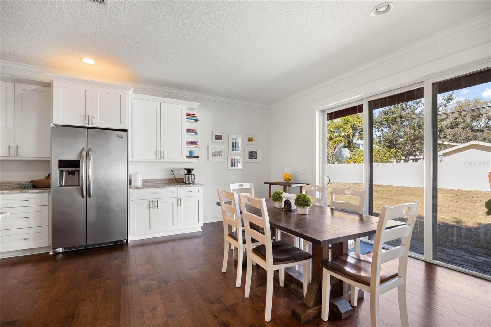 Image 14 of 37 For 4005 El Prado Boulevard