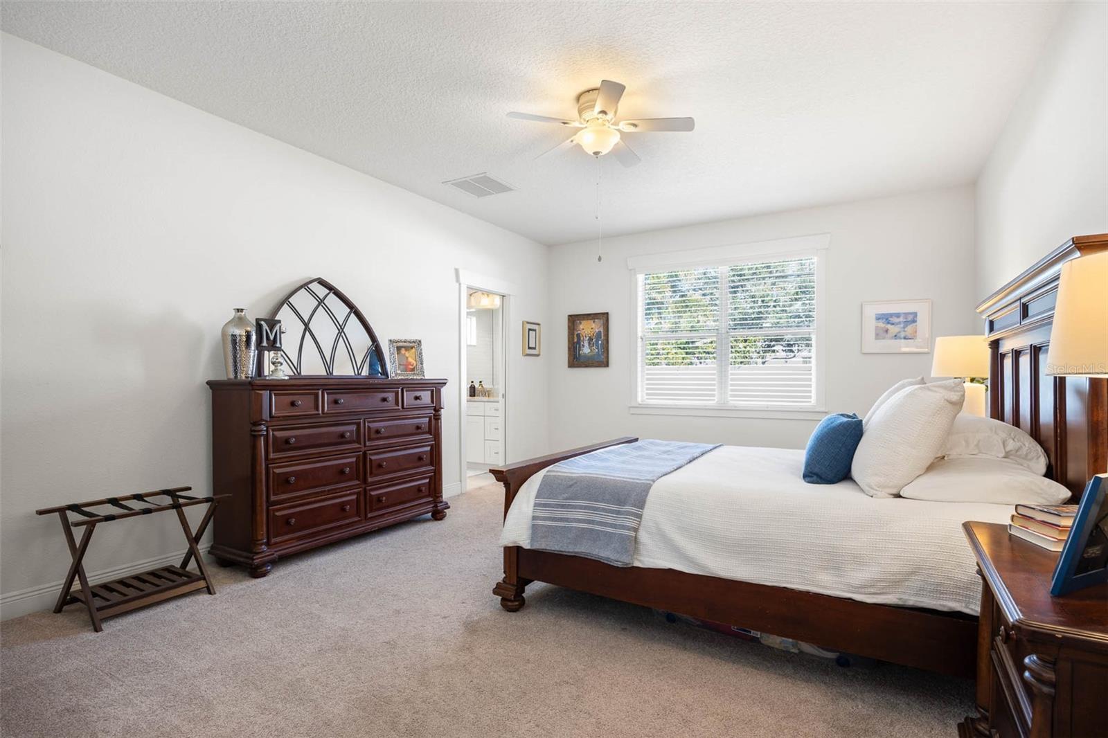 Image 18 of 37 For 4005 El Prado Boulevard