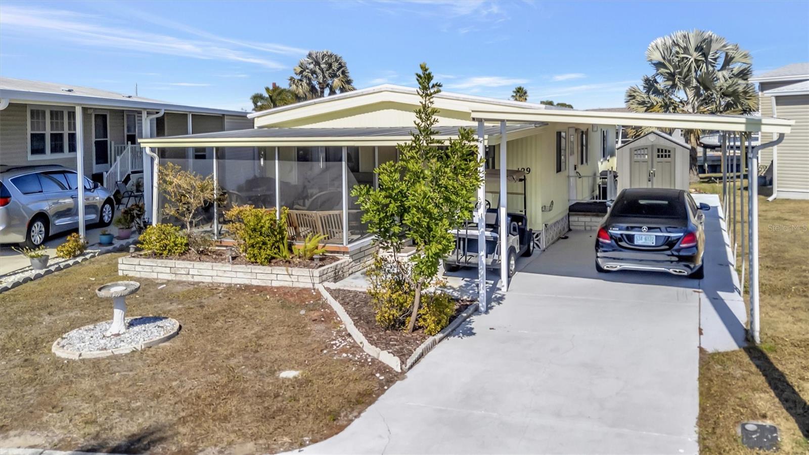 Image 14 of 67 For 129 Saint Lucia Loop