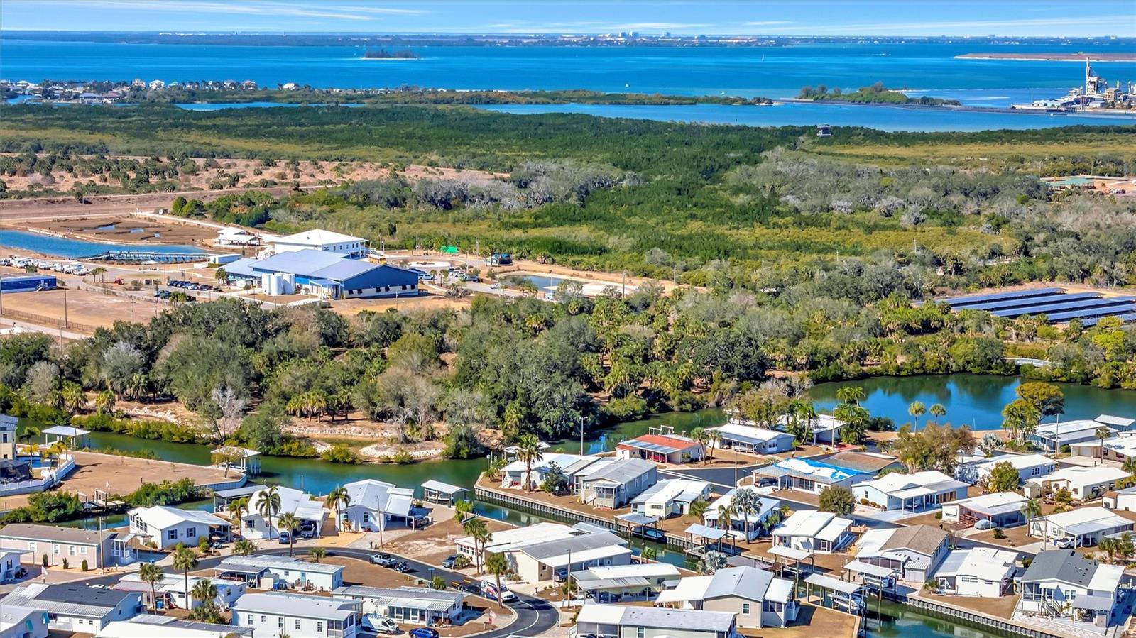 Image 26 of 67 For 129 Saint Lucia Loop