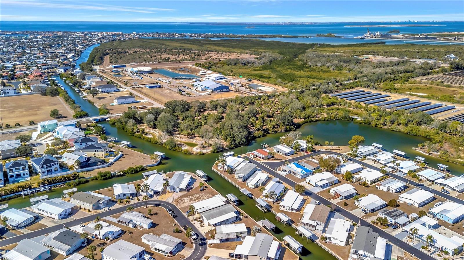 Image 27 of 67 For 129 Saint Lucia Loop