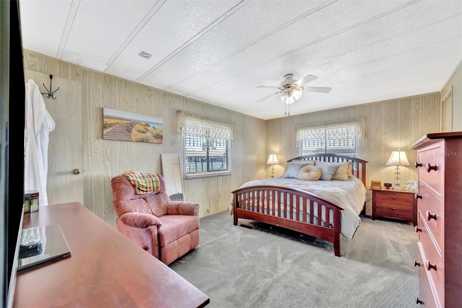 Image 57 of 67 For 129 Saint Lucia Loop