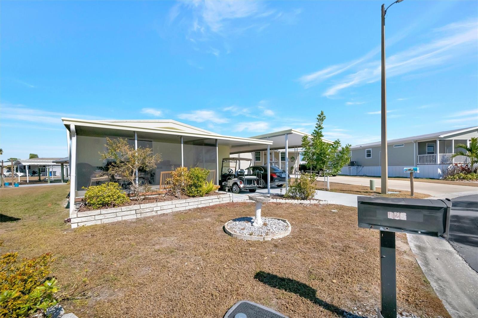 Image 8 of 67 For 129 Saint Lucia Loop