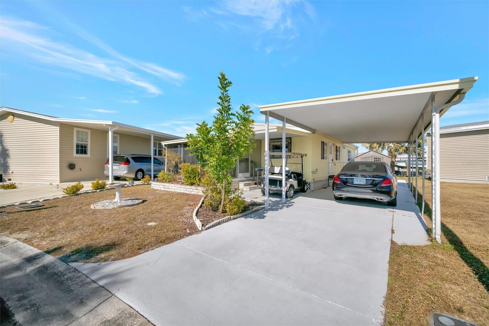 Image 9 of 67 For 129 Saint Lucia Loop