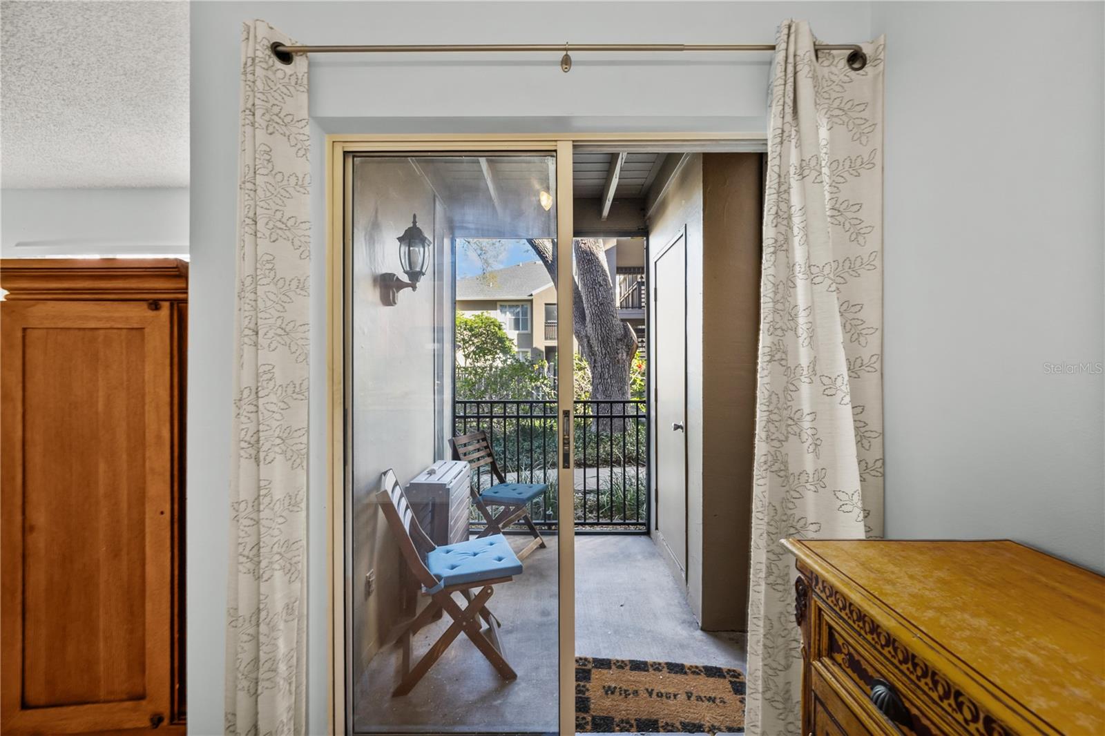 Image 8 of 30 For 607 Westland Avenue 1