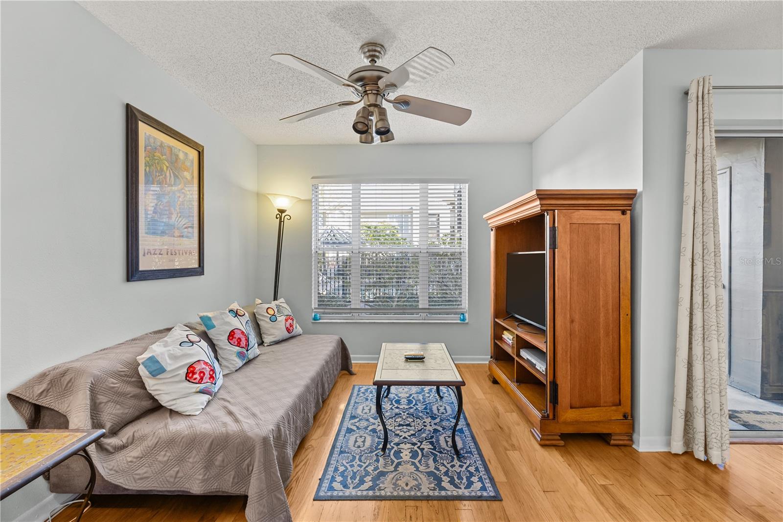 Image 9 of 30 For 607 Westland Avenue 1