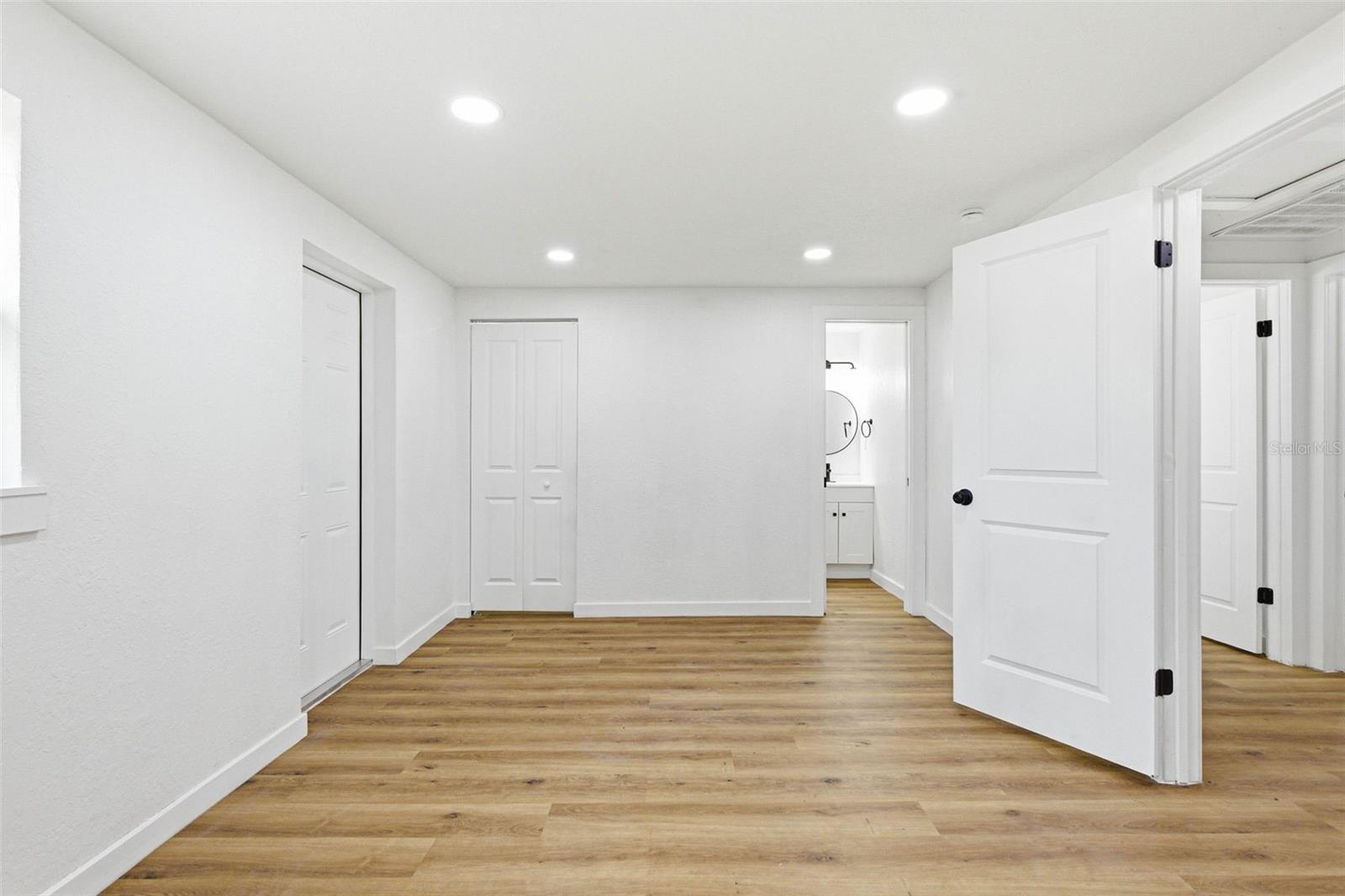 Image 11 of 41 For 6416 Eden Lane