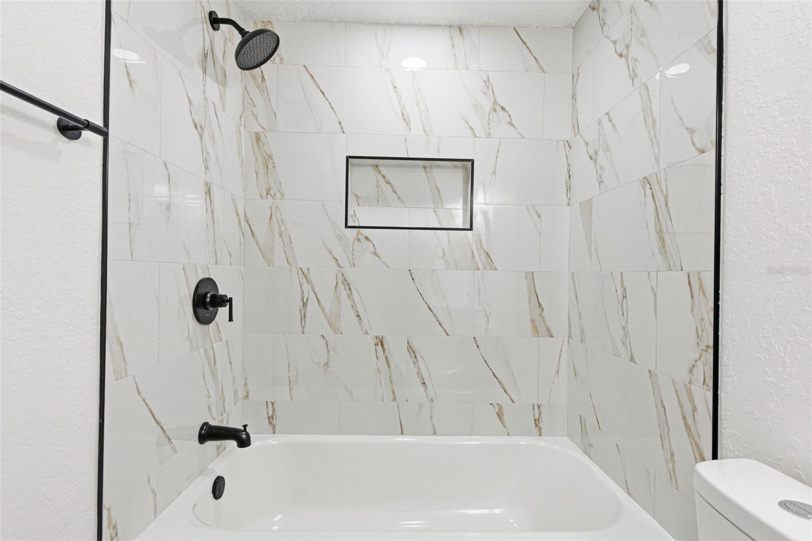 Image 22 of 41 For 6416 Eden Lane