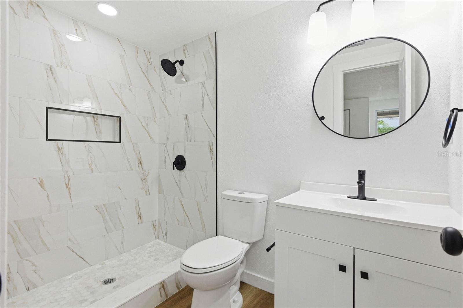 Image 29 of 41 For 6416 Eden Lane