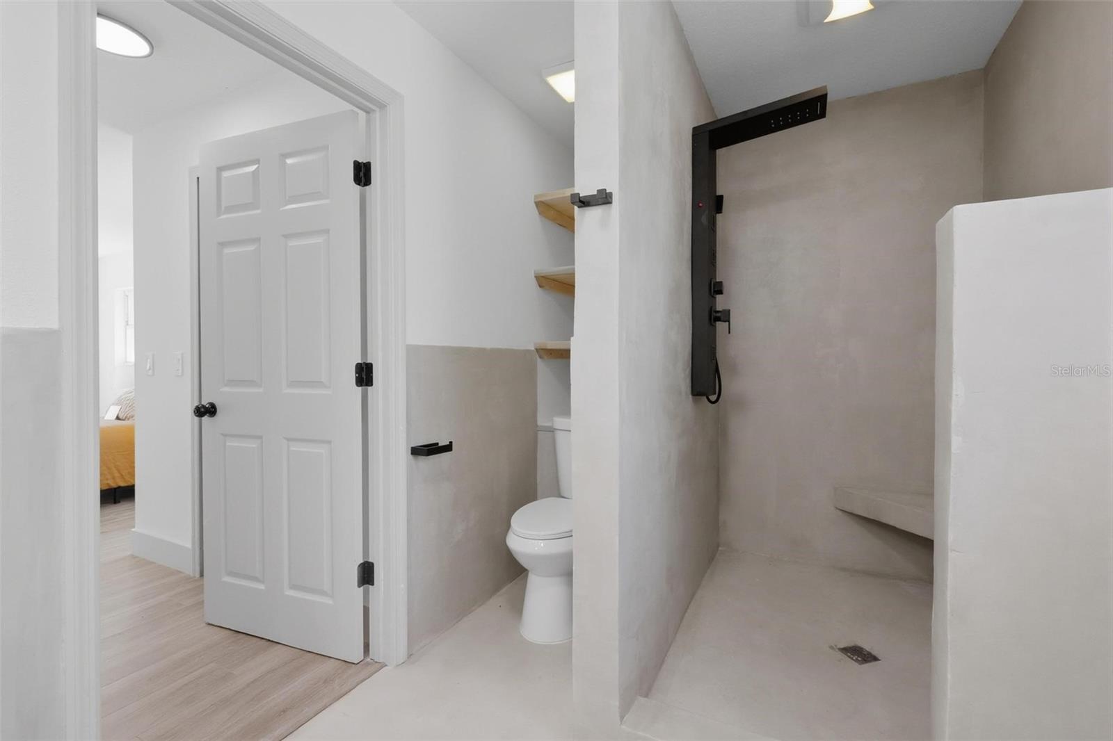 Image 13 of 26 For 250 Deerfoot Road