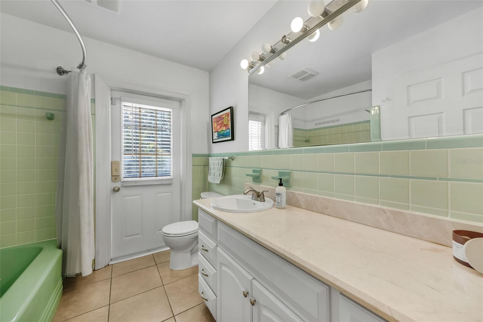 Image 35 of 64 For 3067 Kapok Kove Drive