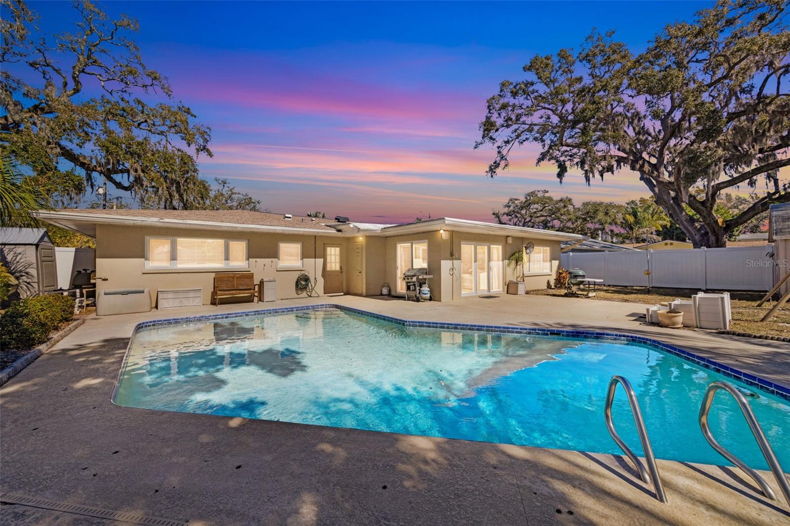 Image 5 of 64 For 3067 Kapok Kove Drive