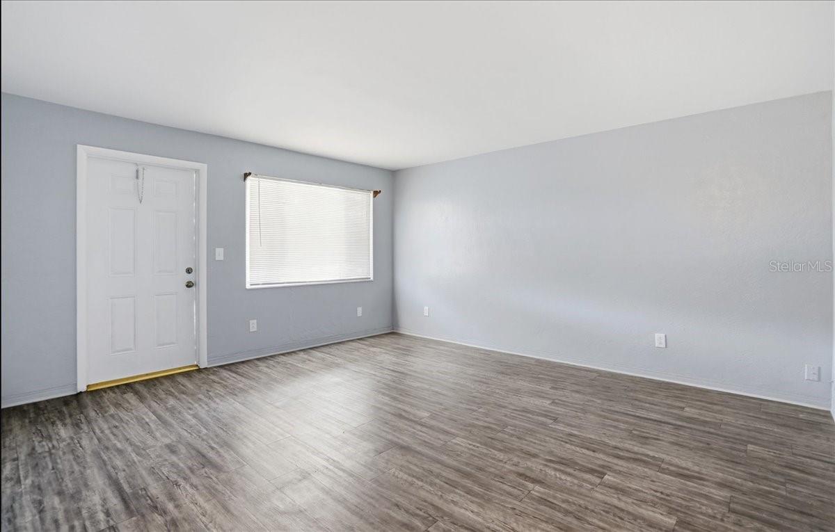 Image 14 of 20 For 5991 Fairfield Avenue S