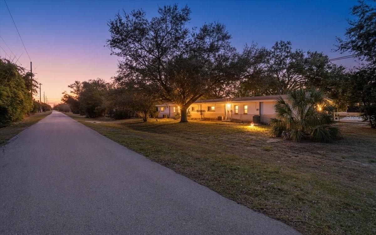 Image 17 of 20 For 5991 Fairfield Avenue S