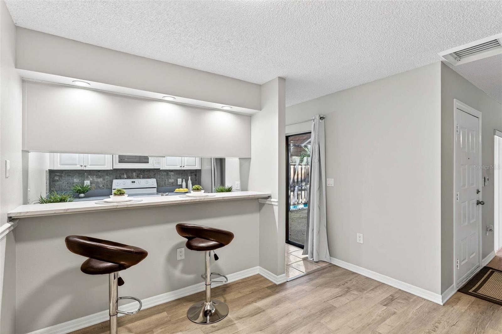 Image 16 of 46 For 2708 9th Court