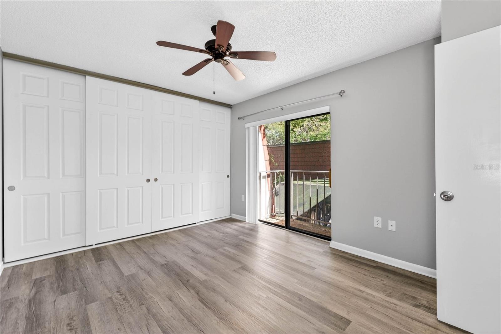 Image 29 of 46 For 2708 9th Court