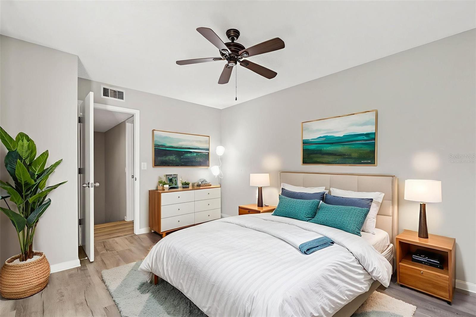 Image 31 of 46 For 2708 9th Court