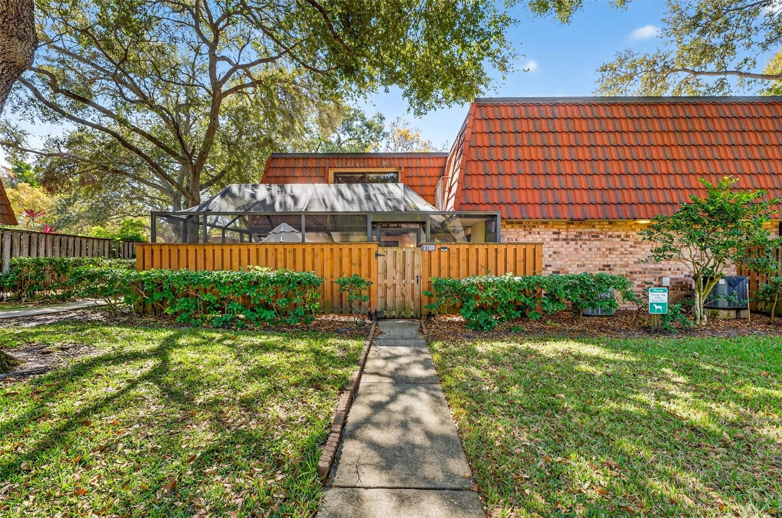 Image 4 of 46 For 2708 9th Court