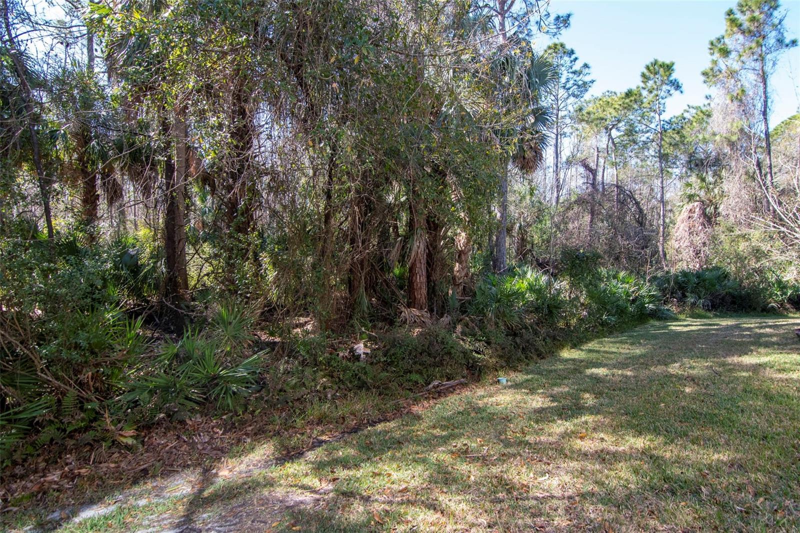 Image 34 of 50 For 18832 Duquesne Drive