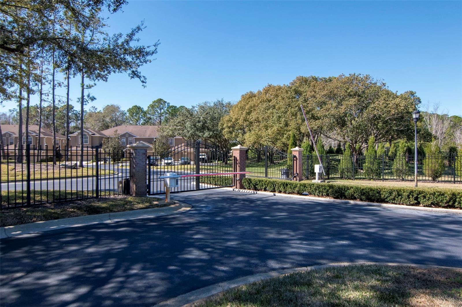 Image 48 of 50 For 18832 Duquesne Drive