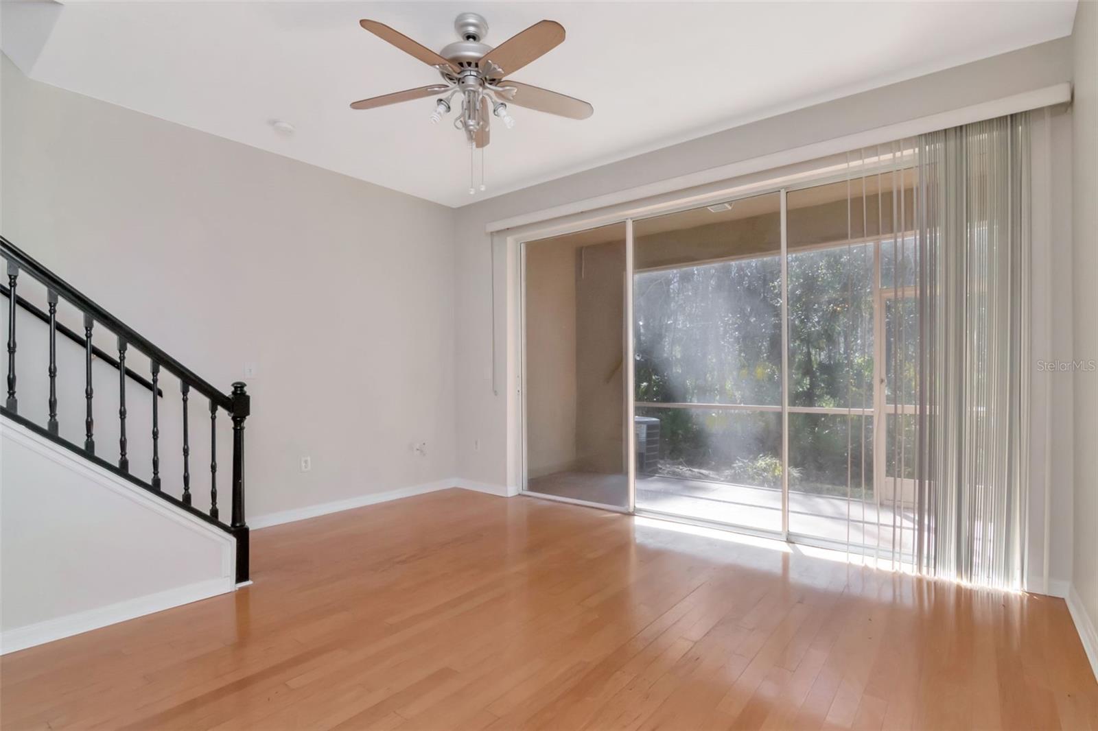 Image 6 of 50 For 18832 Duquesne Drive