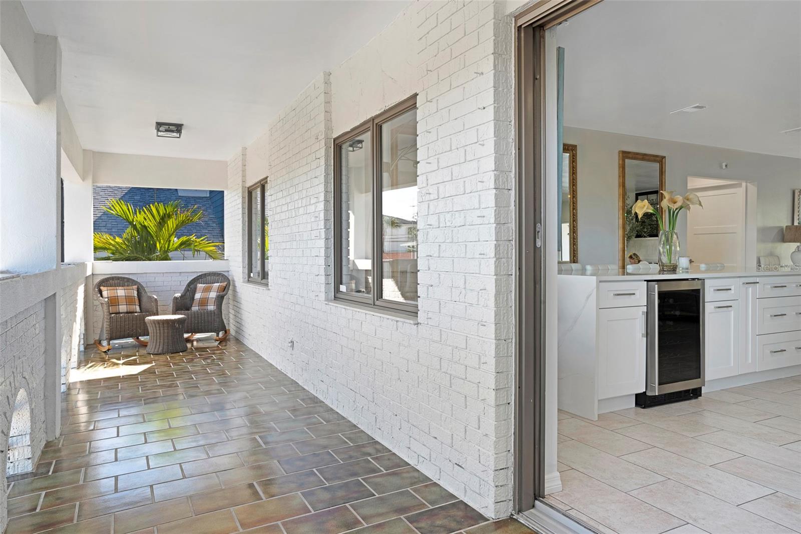 Image 18 of 56 For 2710 Hibiscus Drive W